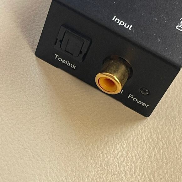 Monoprice Digital Coax & Optical Toslink to R/L Stereo Audio Converter - Picture 3 of 4